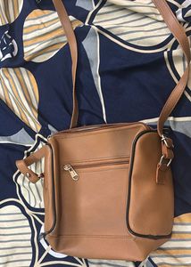 Vintage Brown Shoulder Bag 💼