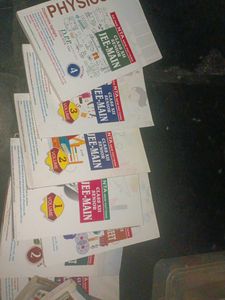 JEE MAINS BOOKS (MATHS PHYSICS CHEMISTRY )
