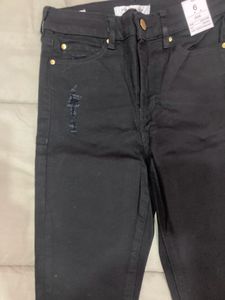 Forever New Zoe Mid Rise AnkleGrazer Jean