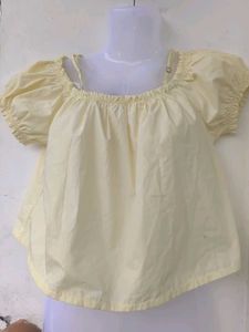 Pale Yellow Puff Sleeve Crop Top