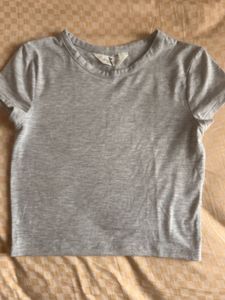 H&amp;M Tshirt And Slit Skirt Co-ord Set