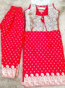 red kurta set