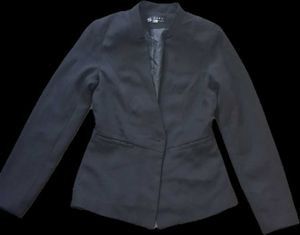 Chic Black Blazer