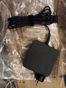 Lenovo 65W Laptop Charger