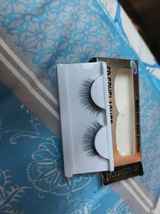 Eyelash