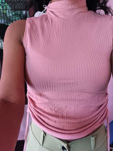 Ribbed High Neck Top With Dori