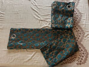 5 Window Curtain