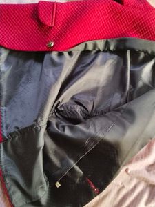Stylish Red soft cool 😎 jacket 🧥 (stylish)