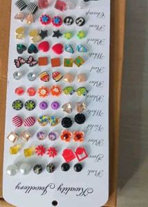 GIRLS PACK OF 36 EARRINGS