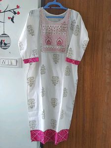Elegant White Printed Kurta
