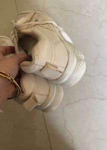 Fila White Casual Shoes