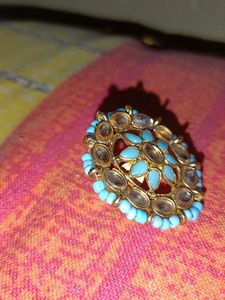 adjustable classy blue ring