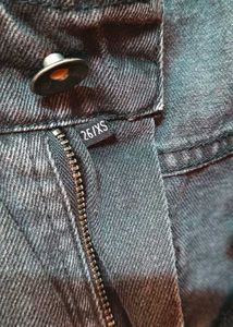 Gray Denim Jeans Size 26 To 28 inches