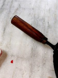 Iron Tawa With Handle