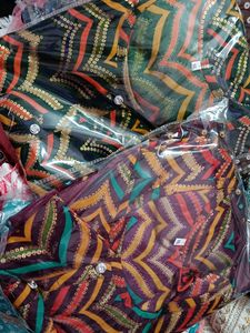 ❤️🥰 Beautiful Print 3 Pc Brand New Sets With Many Colour Options ❤️🥰Grab Fast