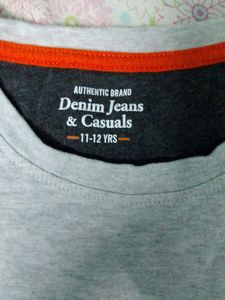 &#34;Like New Off-White Round Neck T-Shirt for Boys