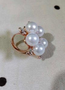 Beautiful Pearl Flower Design Ring