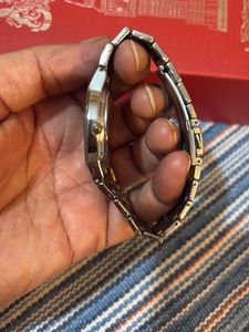 Longibo Quartz Wrist Watch