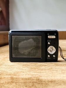 BENQ DC-C1420 Digital Camera
