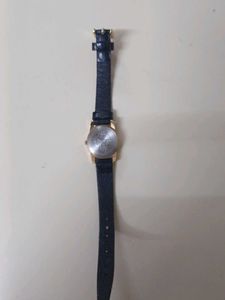 Well Maintained Sonata Ladies Watch.