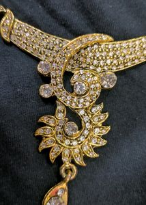 Golden Diamond Jewellery Set( Necklace &amp; Earrings)