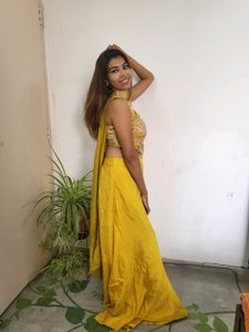 Corset And Palazzo With Necklace Dupatta