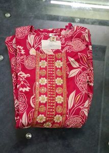 Elegant Floral Print Kurta Set