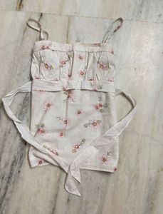 Floral Print Sleeveless Top