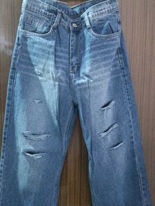 Ripped Wide Leg Jeans