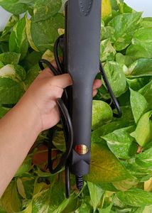 Nova Ceramic Hair Straightner