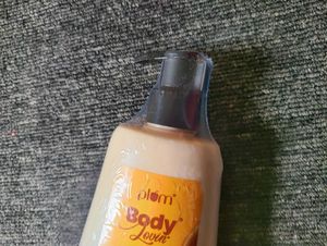 Plum vanilla caramello lotion