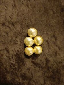 Vintage Pearl Beads - Crafting Supplies