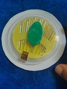 New Bracelet With Needle Set As Freebie