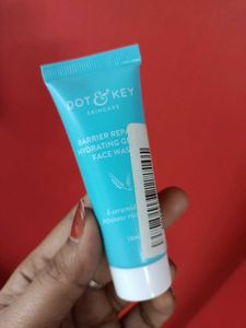 Face Wash Dot &amp; Key