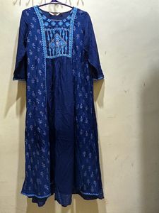 Avaasa Blue Colour Kurta Size L