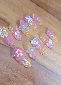 Floral 3D Press-On Nails
