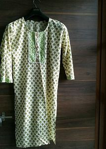 Floral Print Kurti Set Of 3 Sizes Available