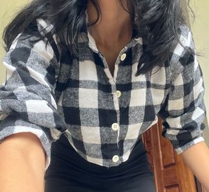 Imported Cropped Black &amp; White Plaid Flannel