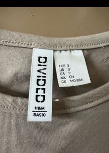 H&amp;M Crop Tee