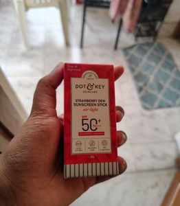 DOT&KEY Sunscreen Stick SPF 50+