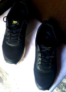 🌟🏵️slazenger Branded UK-10 Sports Shoes🏵️🌟