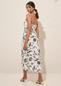 🆕 “L.O.V” Floral Linen Dress