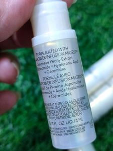MAC Skin Balancing Hydration Serum