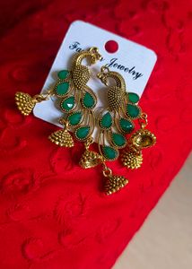 Peacock Earrings 😻