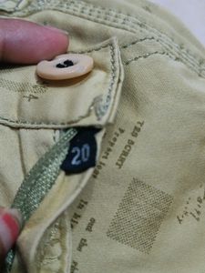 Trendy 6 Pockets Cargo  Jeans