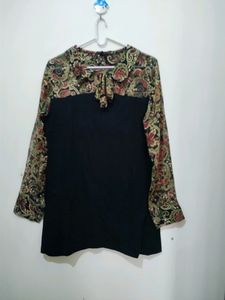 Voguish Printed Tie Up Black Top