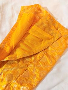 Ethnic Yellow Kurta with Freebie(Tika)