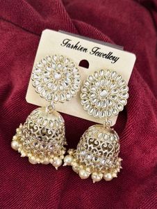 New Fresh Pack Piece Golden White Jhumkas