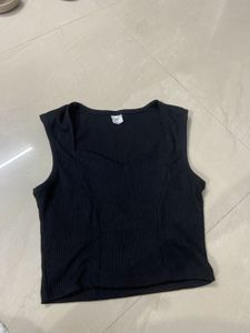 Black Ribbed Crop Top