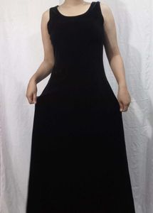 Black Velvet Dress 🖤🖤🖤